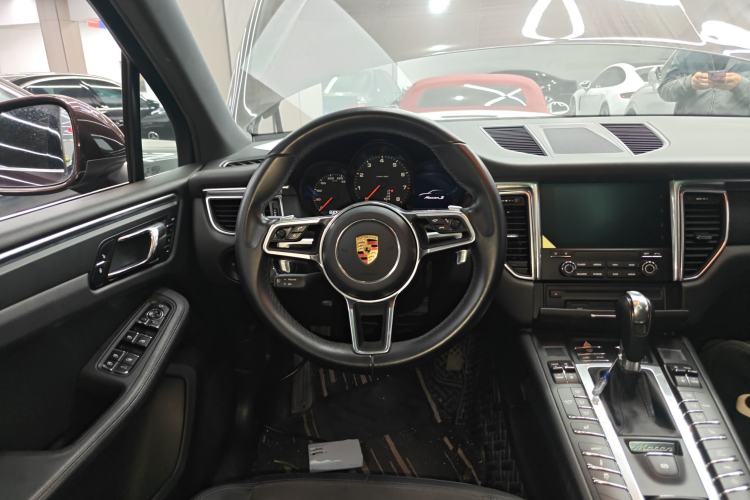 Used Porsche Macan 2017 Macan 2.0T
