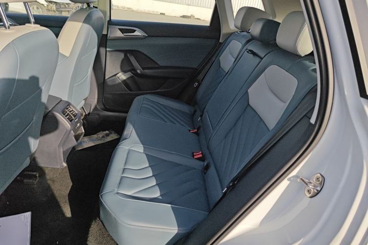 Used Volkswagen Tharu 2024 300TSI Two-Wheel-Drive Moon Luxury Edition