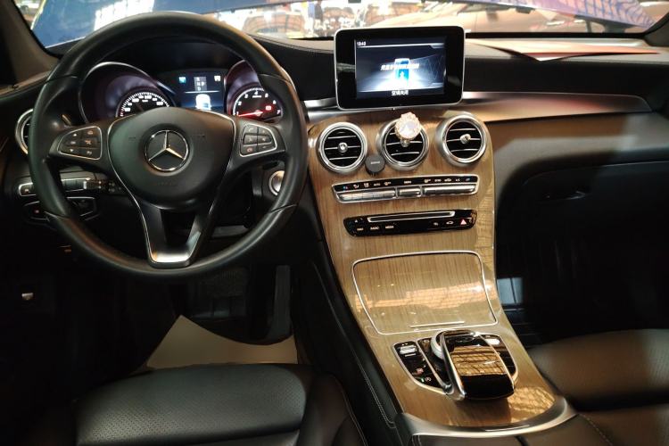 Used Mercedes-Benz GLC Coupe 2018 GLC 260 4MATIC Coupe SUV