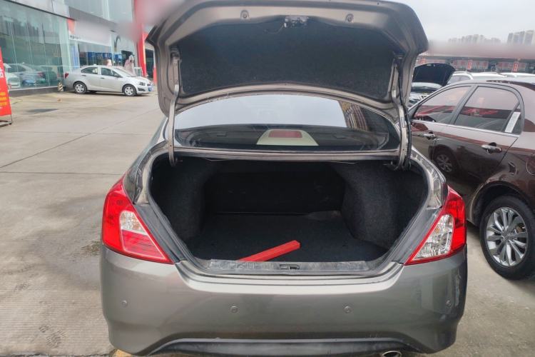 Used Nissan Sunny 2014 1.5XE Manual Comfort Edition
