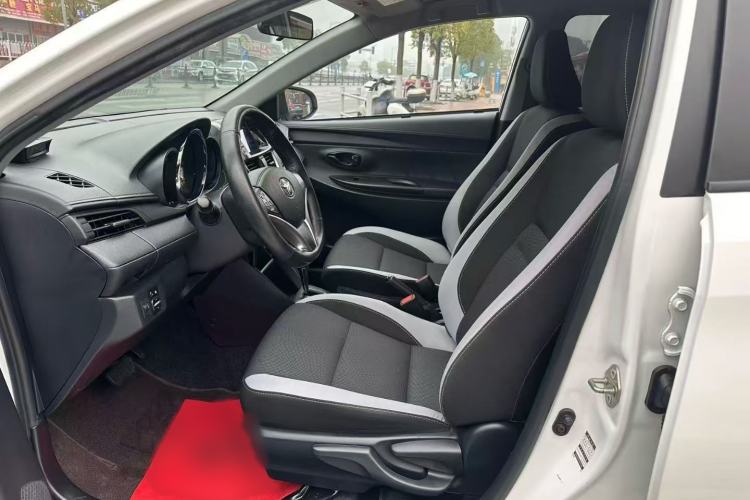 Used Toyota YARiS L 2022 X-Trail 1.5L CVT Leading PLUS Edition