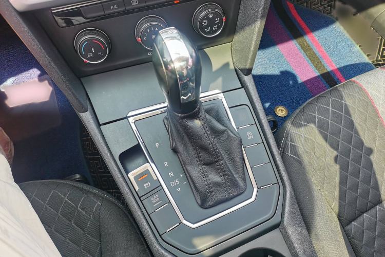 Used Volkswagen Lamando 2019 230TSI DSG Fashion Edition China VI
