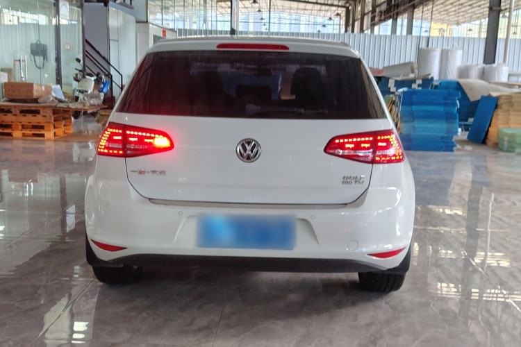 Used Volkswagen Golf 2016 180TSI Automatic Comfort Model
