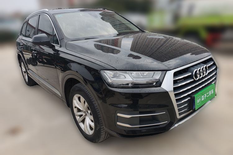 Used Audi Q7 2018 40 TFSI Comfort Model