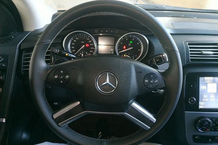Used Mercedes-Benz R-Class 2014 R 320 4MATIC Business Model
