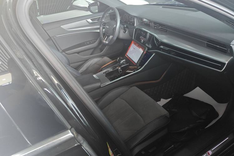 Used Audi A6L 2022 40 TFSI Luxury Dynamic Model