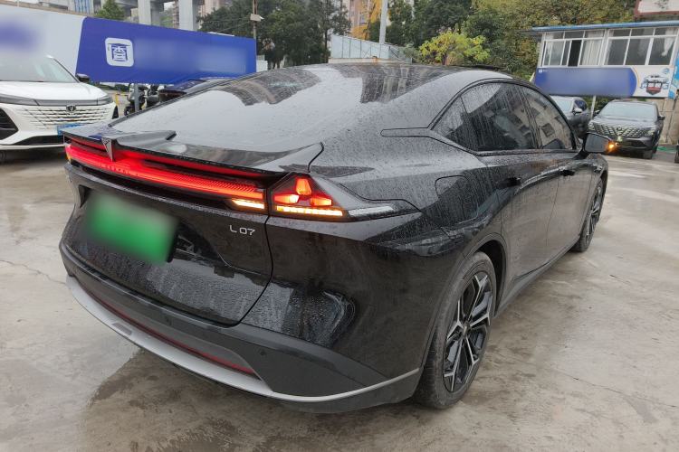 Used  L07 2024 230Max Range-Extended Version
