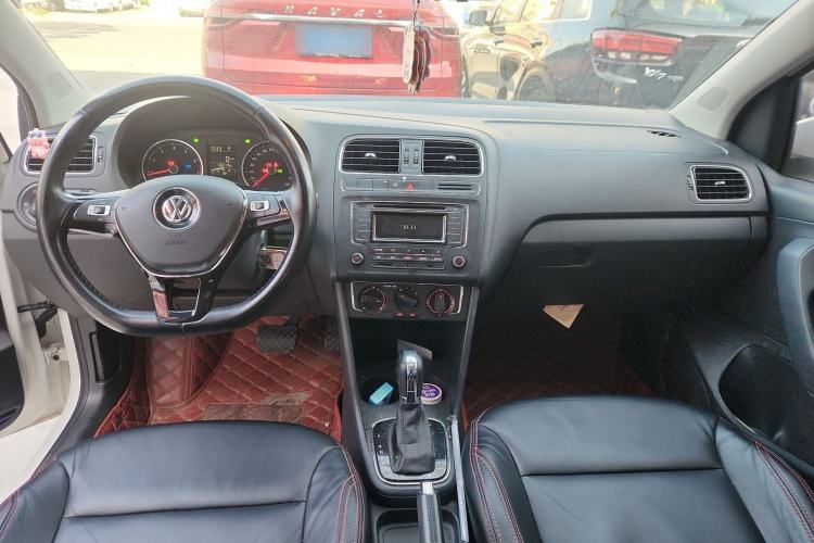 Used Volkswagen Polo 2016 1.6L Automatic Comfort Model
