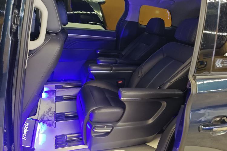 Used GAC Trumpchi M8 2021 Master Series 390T Ultimate Edition
