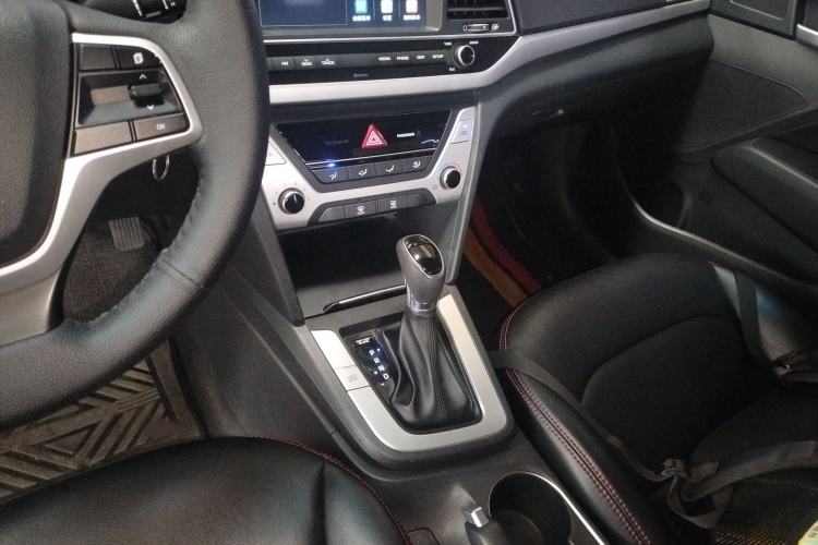 Used Hyundai Elantra 2016 1.6L Automatic ZhiXuan – Elite Version