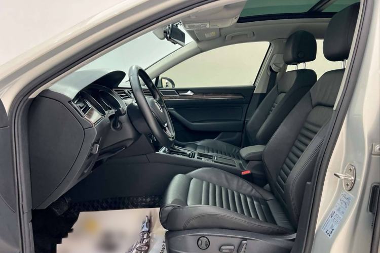 Used Volkswagen Magotan 2019 330TSI DSG Luxury Model China V Standard
