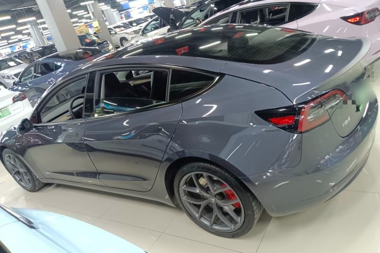 Used Tesla Model 3 2022 Performance High-Performance All-Wheel-Drive Version
