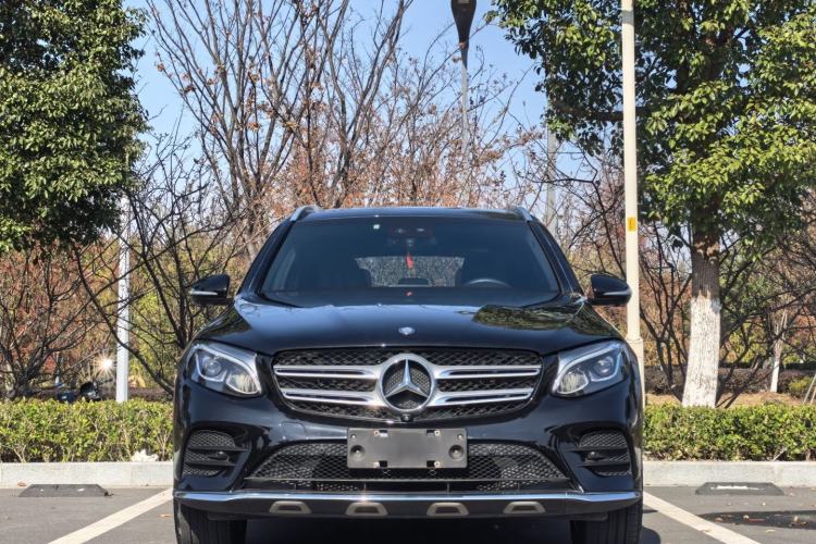 Used Mercedes-Benz GLC 2017 GLC 260 4MATIC Luxury Model