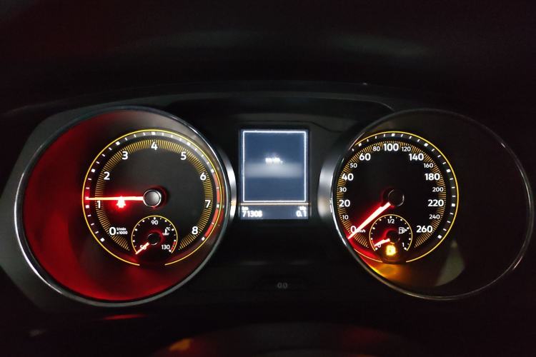 Used Volkswagen Tiguan L 2021 330TSI Automatic Two-Wheel Drive Smart Edition