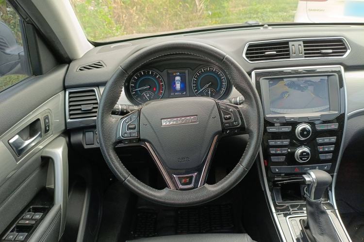 Used Haval H2 2017 Red-Label 1.5T Automatic Two-Wheel Drive Luxury Model