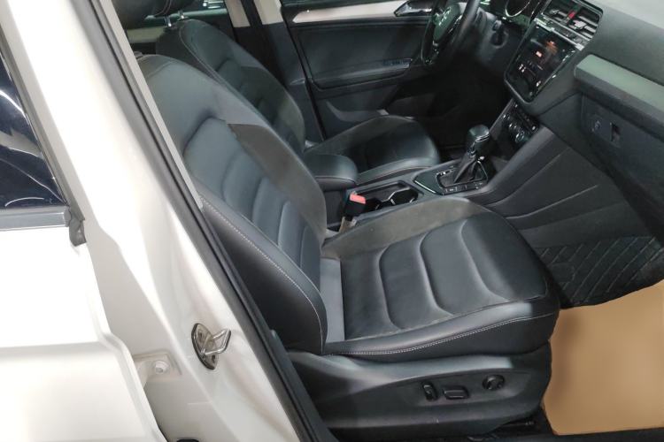 Used Volkswagen Tiguan L 2019 330TSI Automatic Two-Wheel Drive Panoramic Comfort Edition China VI Standard