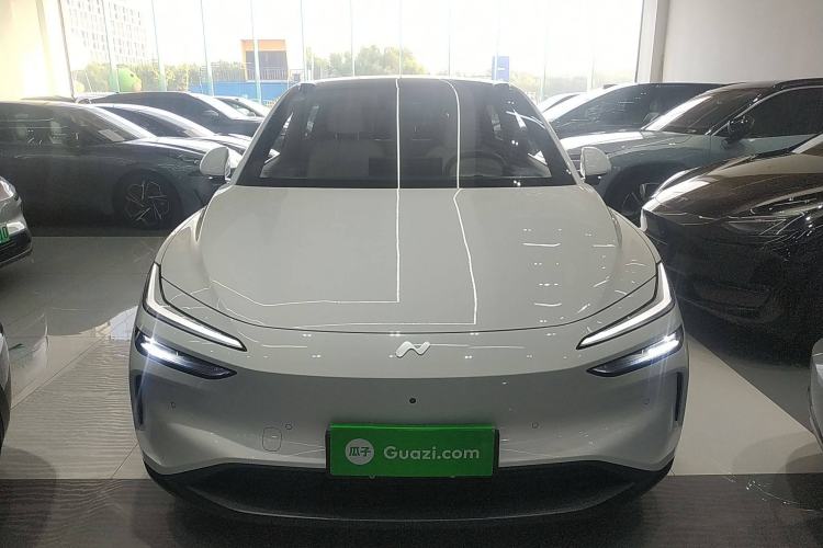 Used ONVO L60 2024 60 kWh All-Wheel Drive
