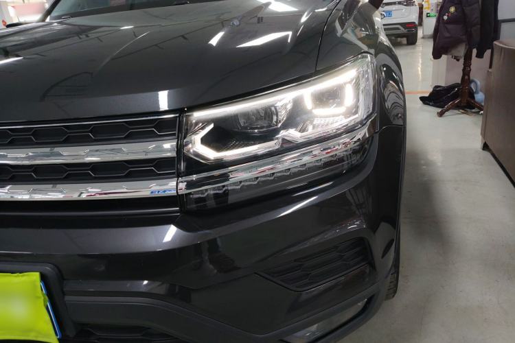 Used Volkswagen Tharu 2022 280TSI Two-Wheel-Drive Luxury Edition