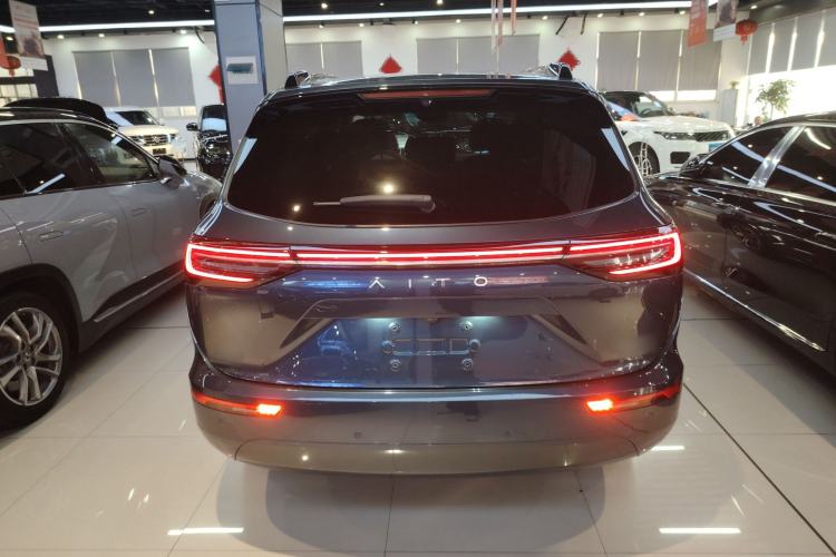 Used Hima AITO M7 2024 1.5T Intelligent Driving 4WD Max Edition 5 Seats