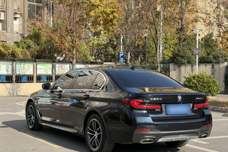 Used BMW 5 Series 2022 Second Facelift 525Li M Sport Package
