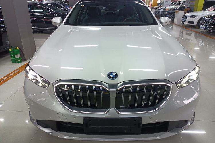 Used BMW i5 2024 eDrive 35L Prestige Luxury Package