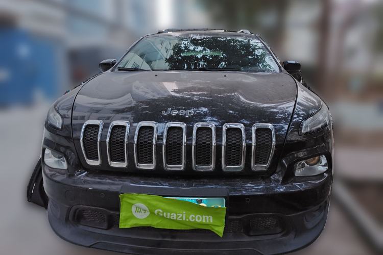 Used  Cherokee 2016 2.4L Leading Edition
