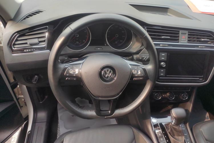 Used Volkswagen Tiguan L 2019 330TSI Automatic Two-Wheel Drive Panoramic Comfort Edition China VI Standard