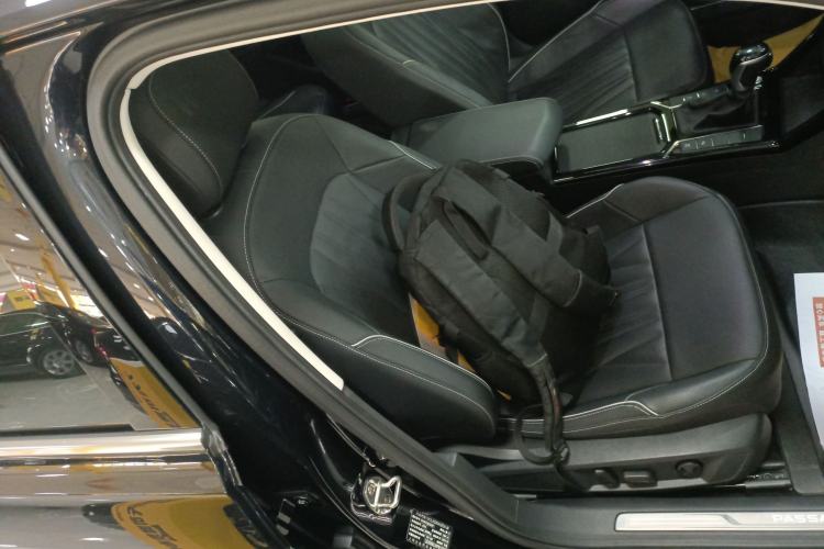 Used Volkswagen Passat 2023 Restyled 330TSI Starry Luxury Edition