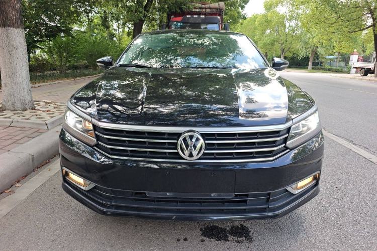 Used Volkswagen Passat 2017 280TSI DSG Luxury Edition
