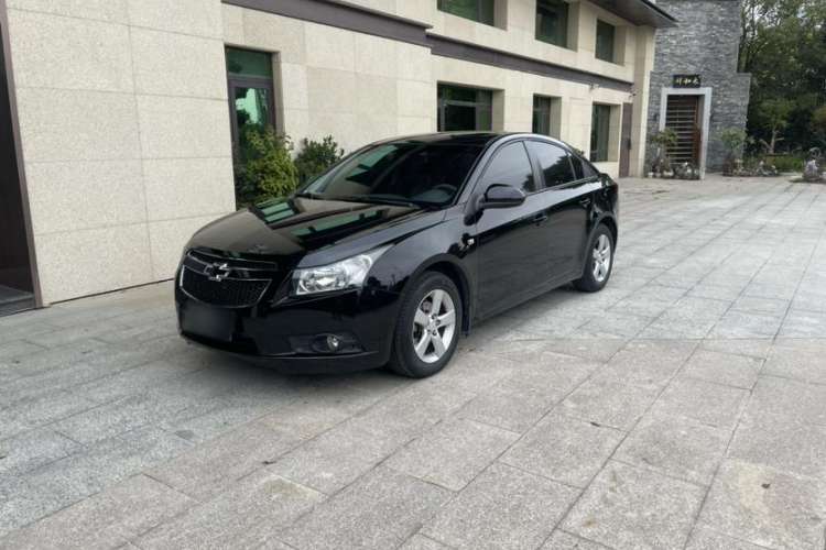 Used Chevrolet Cruze 2013 1.8L SE AT
