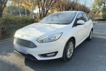 Used Ford Focus 2015 Sedan EcoBoost 180 Automatic Flagship Model