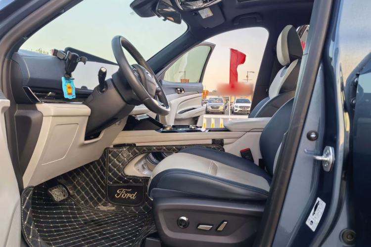 Used Ford Equator Sport 2022 EcoBoost 170 Premier Edition
