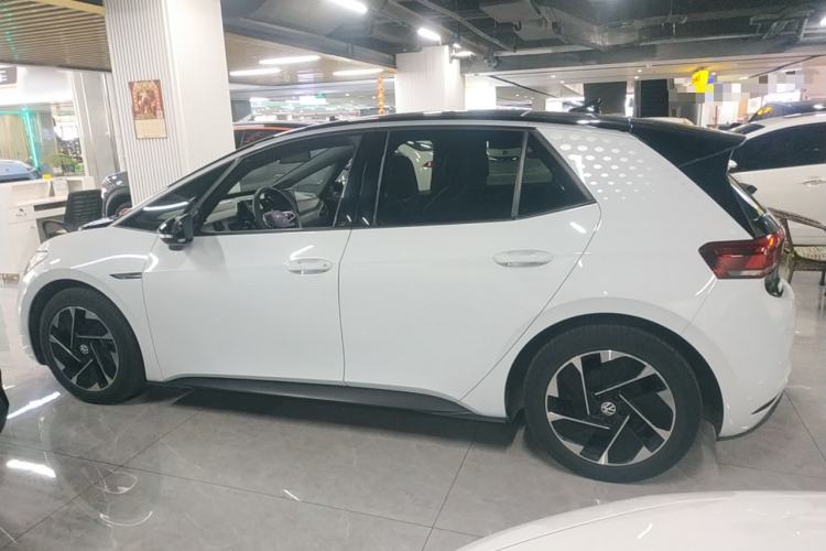 Used Volkswagen ID.3 2023 Pure Smart Edition