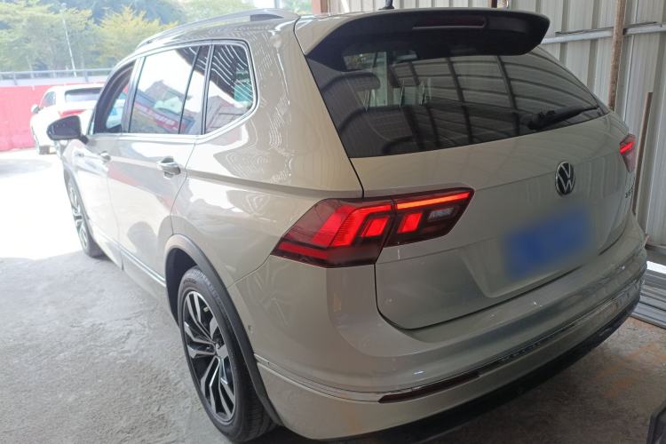 Used Volkswagen Tiguan L 2021 330TSI Automatic Two-Wheel Drive R-Line Enhanced Edition
