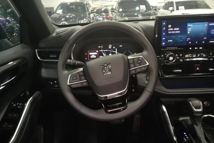 Used Toyota Crown Land Cruiser 2023 2.5L HEV Four-Wheel Drive Prestige Edition
