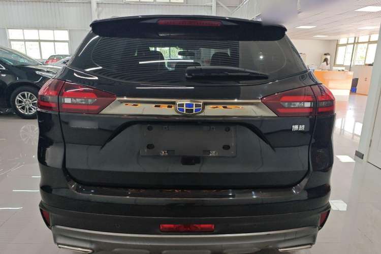 Used Geely Auto Emgrand X7 Sport 2020 1.8TD DCT Two-Wheel Drive Smart Connect 4G-Enabled Version
