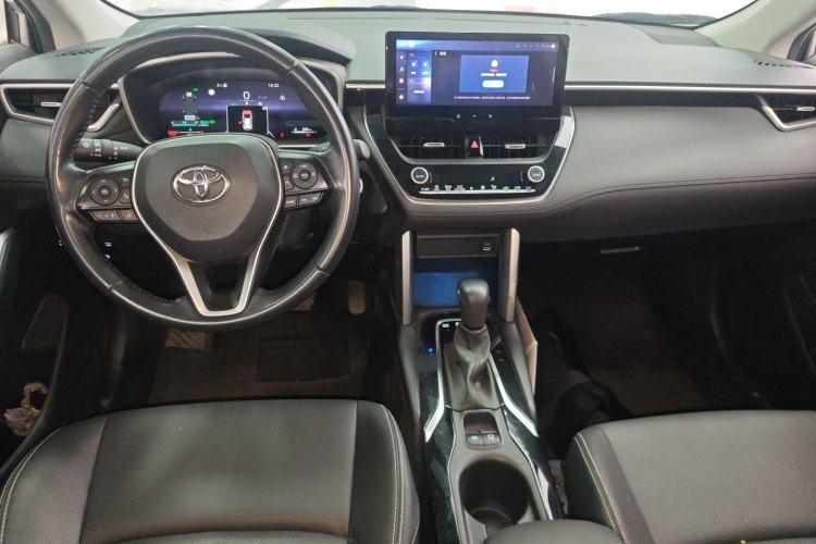 Used Toyota FRONTLANDER 2023 2.0L Smart Electric Hybrid Dual-Engine Deluxe Version
