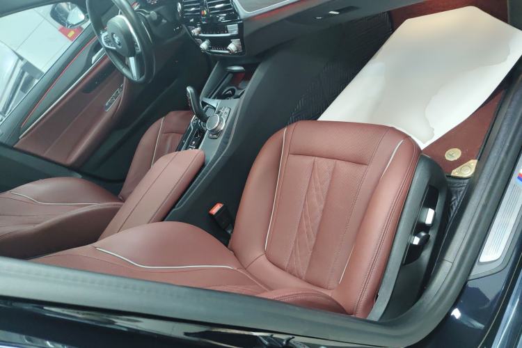 Used BMW 5 Series 2021 530Li Leading Model M Sport Package
