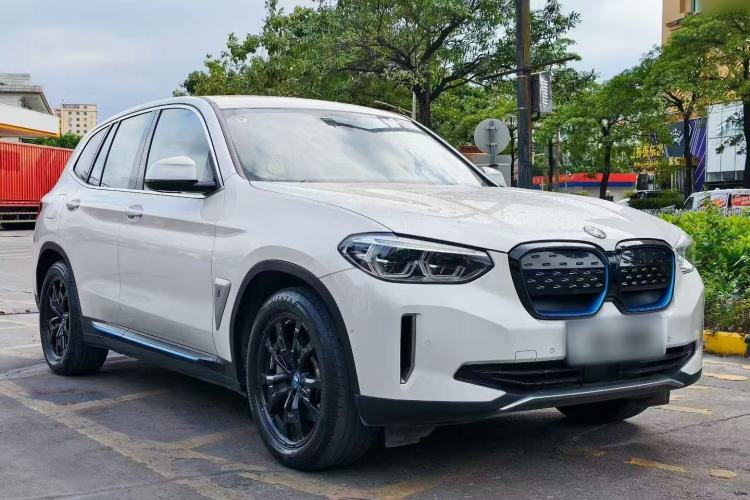 Used BMW iX3 2021 Updated Leading Edition
