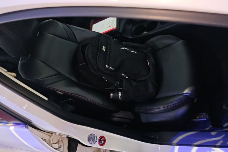 Used Mazda Mazda 3 Axela 2016 Sedan 1.5L Automatic Luxury Model
