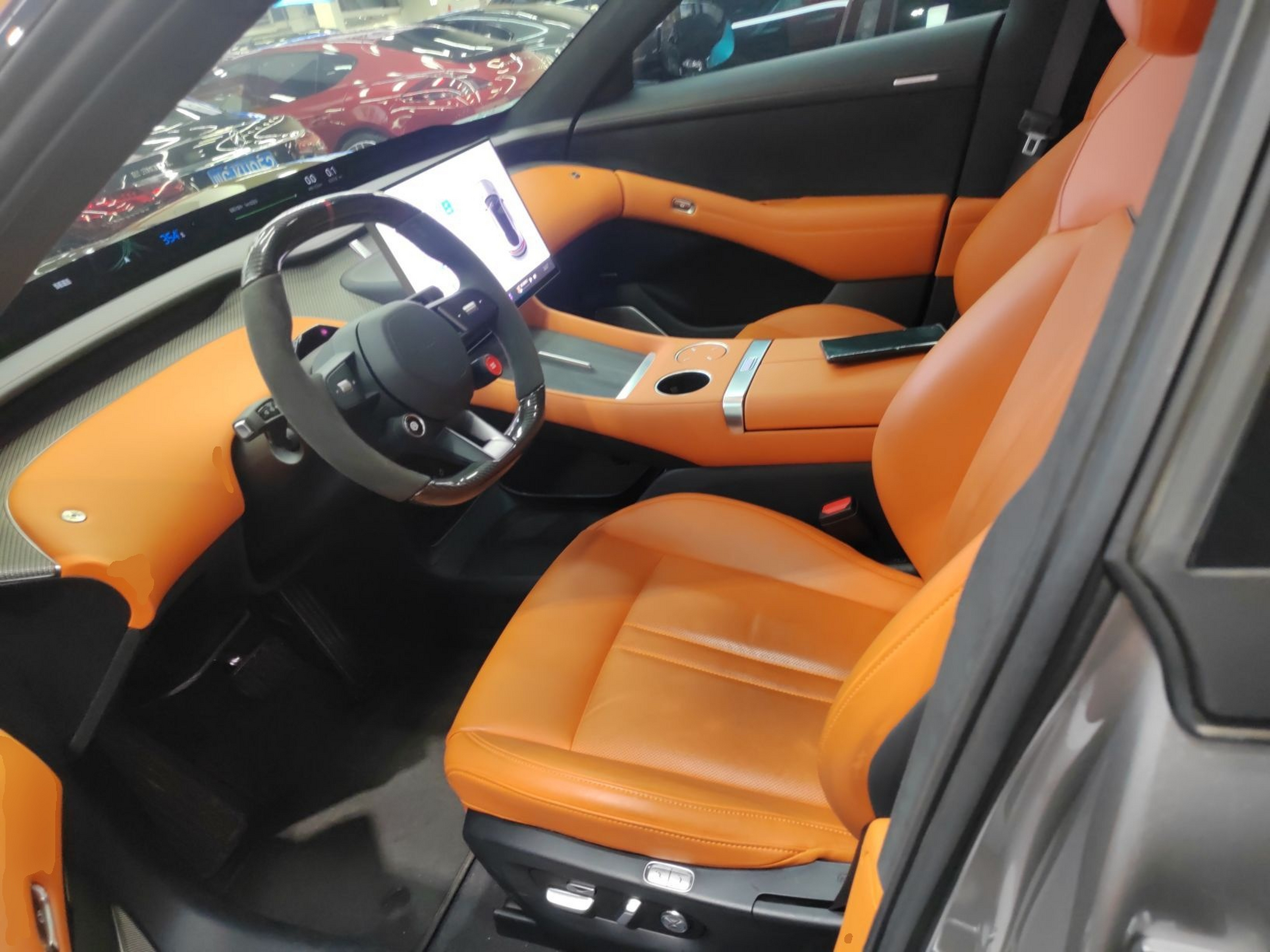 المقاعد الأمامية داخل السيارة