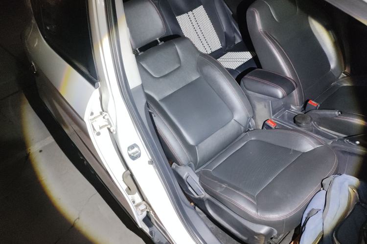 Used  Refine S3 2016 1.5L CVT Luxury Smart Version
