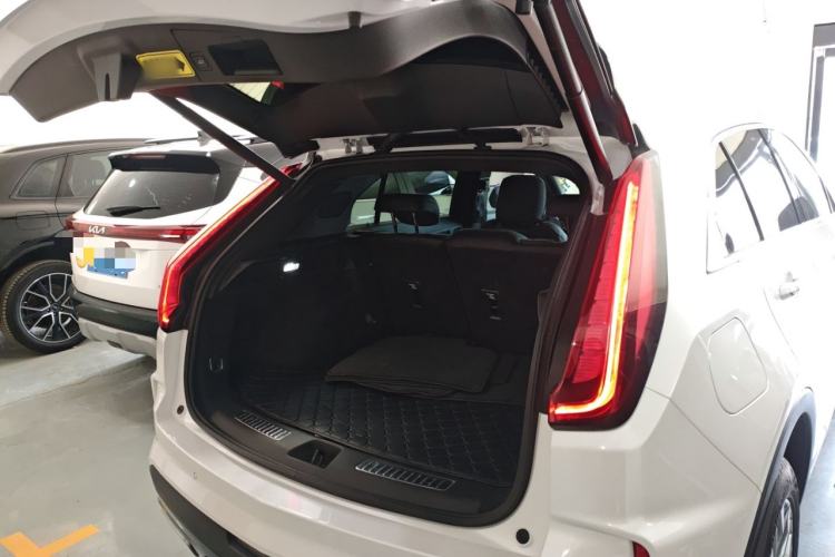 Used Cadillac XT4 2024 28T Two-Wheel-Drive Luxury Version
