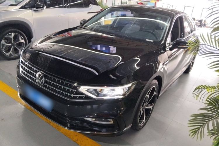 Used Volkswagen Magotan 2023 2 Million Units Commemorative Edition 330TSI DSG Luxury Version