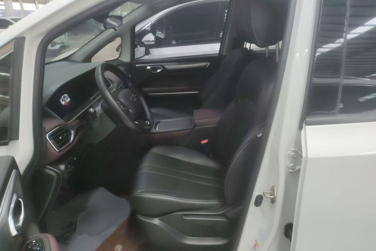 Used GAC Trumpchi M6 2021 PRO 270T DCT Luxury Edition
