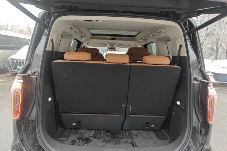 Used Hongqi HQ9 PHEV 2024 2.0T Four-Wheel Drive Business Edition