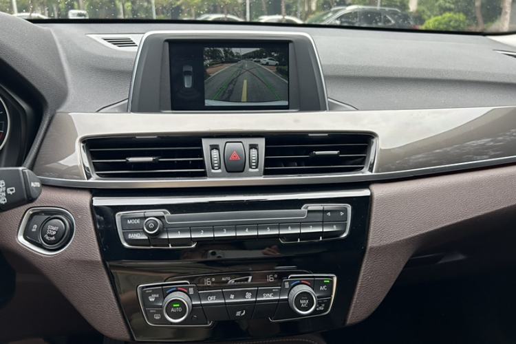 Used BMW X1 2018 sDrive18Li Luxury Model
