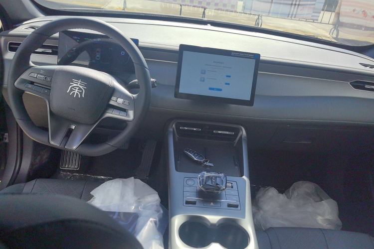 Used BYD Qin PLUS 2025 DM-i Smart Drive 55KM Leading Model
