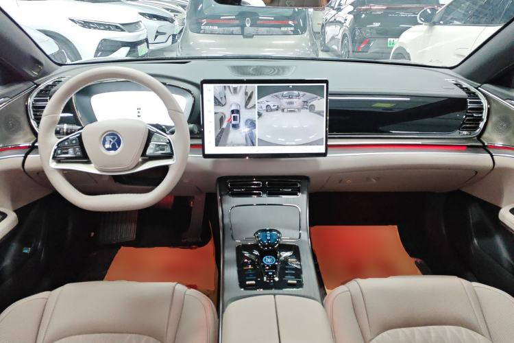 Used BYD Han 2025 EV with 701 km of Laser Radar-Enabled Intelligent Driving