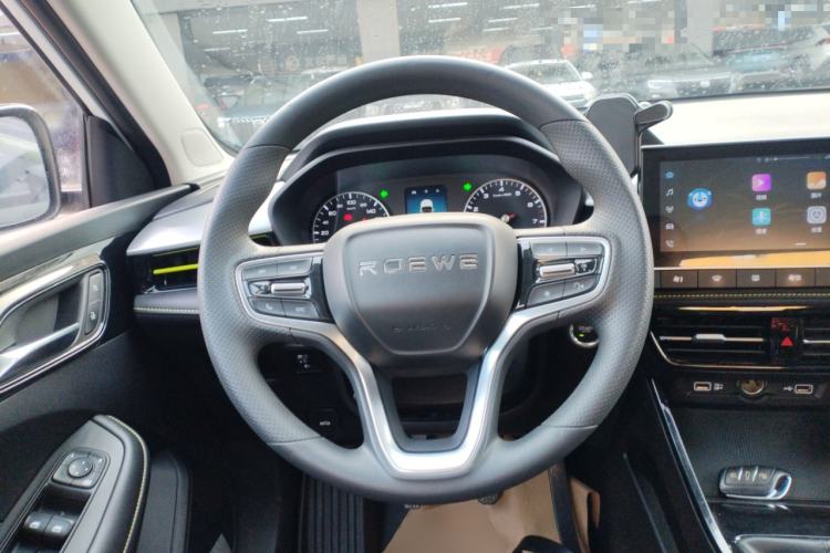 Used Roewe i5 2021 1.5L Manual Platinum Edition
